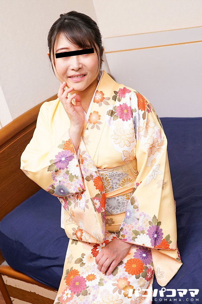 PA-010124-962 The Training For Wife: A horny mature woman who looks good in a kimono